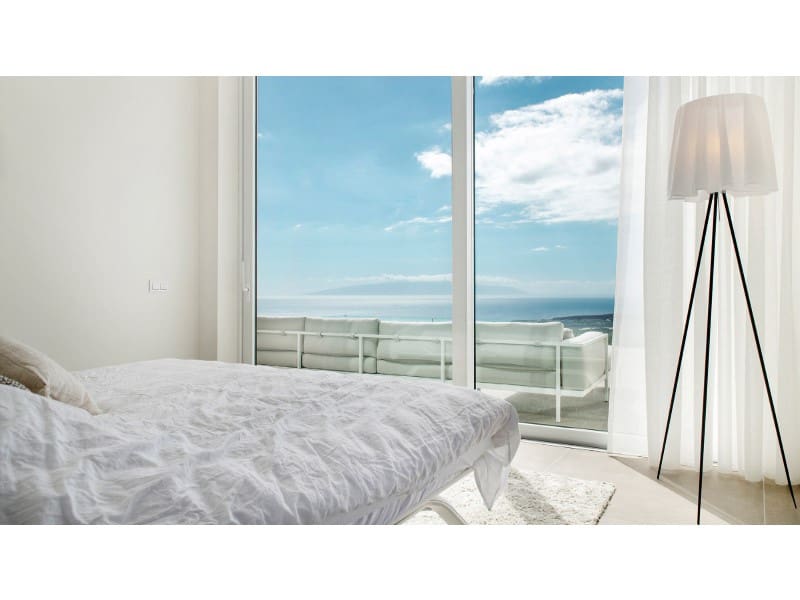 Villa for sale in Los Cristianos - € 2,690,000 (Ref: 7290628)