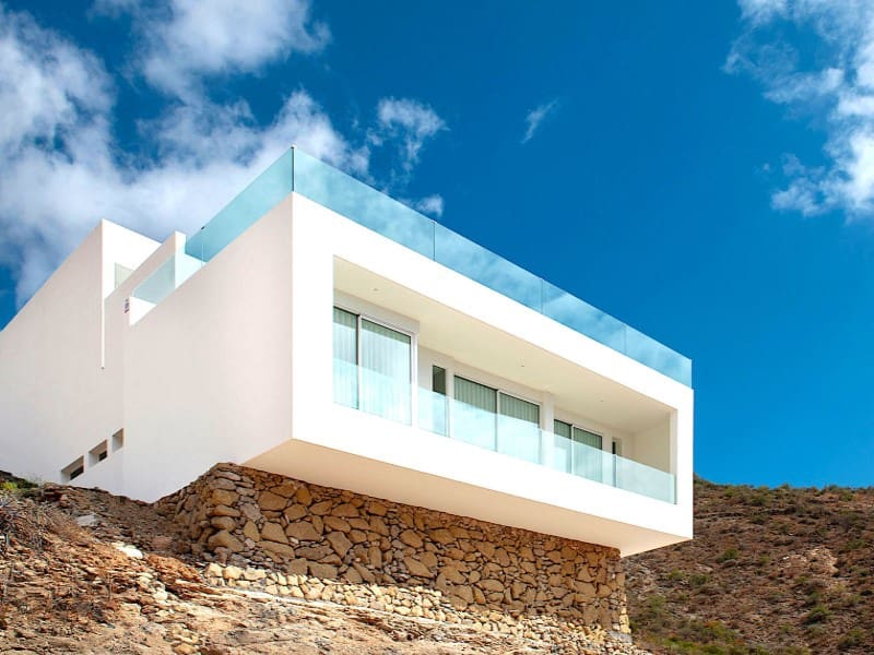 Villa for sale in Los Cristianos - € 2,690,000 (Ref: 7290628)