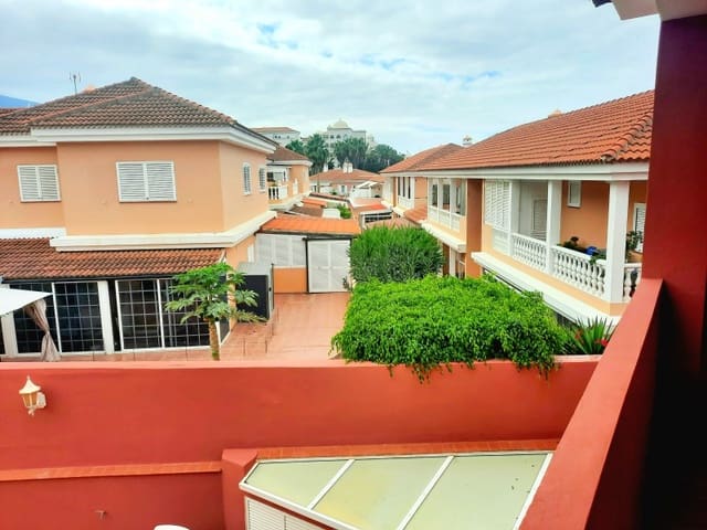 2 soveværelse Penthouse til salg i Puerto de la Cruz - € 464.871 (Ref: 8152556)