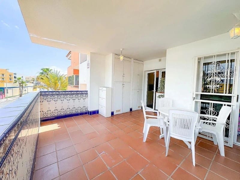 2 quarto Apartamento para venda em Playa San Juan com piscina garagem - 530 000 € (Ref: 8456026)