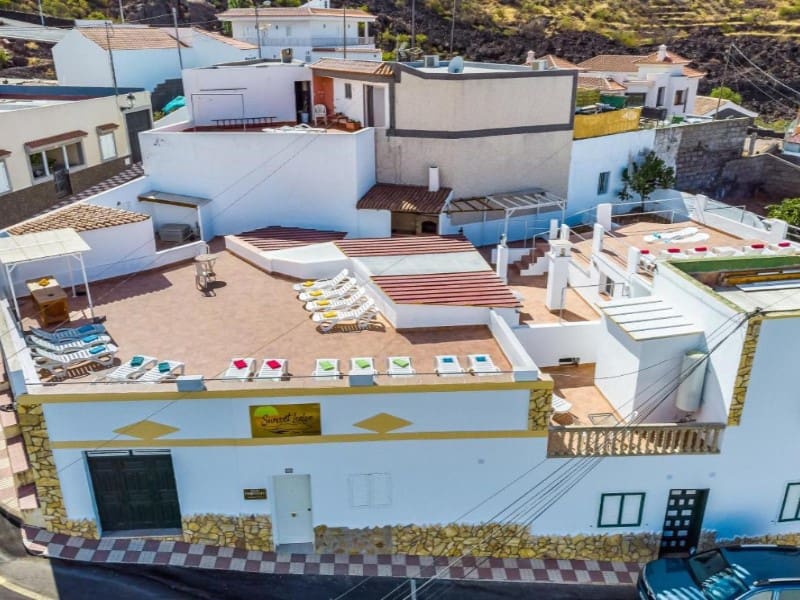 12 soveværelse Hotel til salg i Santiago del Teide - € 990.000 (Ref: 8641366)