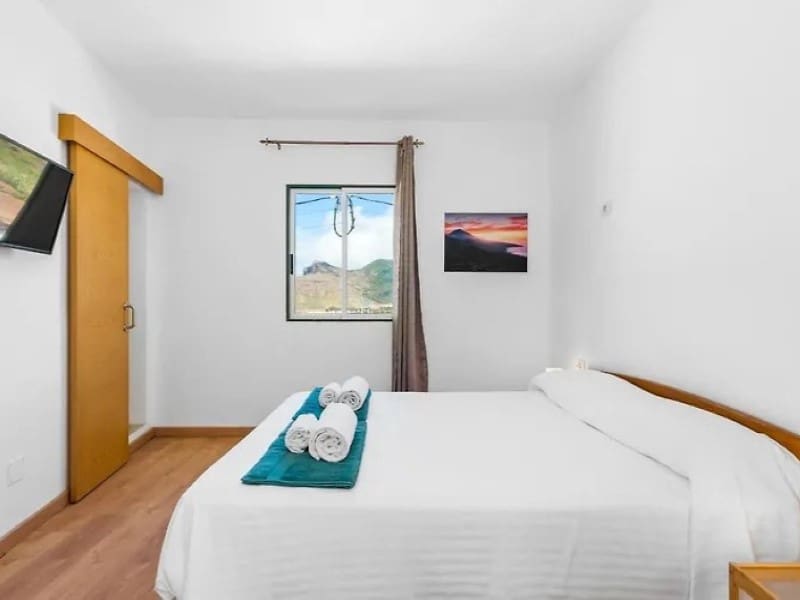 12 soveværelse Hotel til salg i Santiago del Teide - € 990.000 (Ref: 8641366)