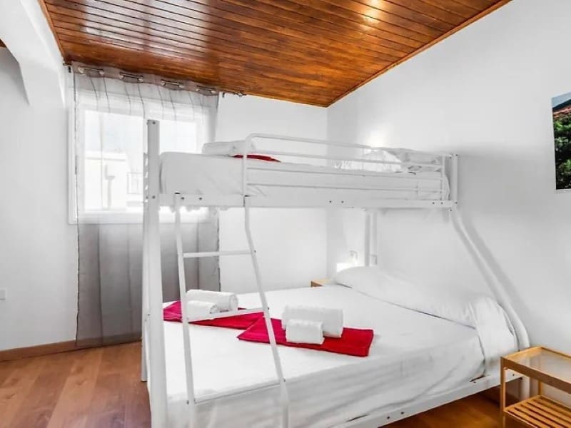 12 soveværelse Hotel til salg i Santiago del Teide - € 990.000 (Ref: 8641366)