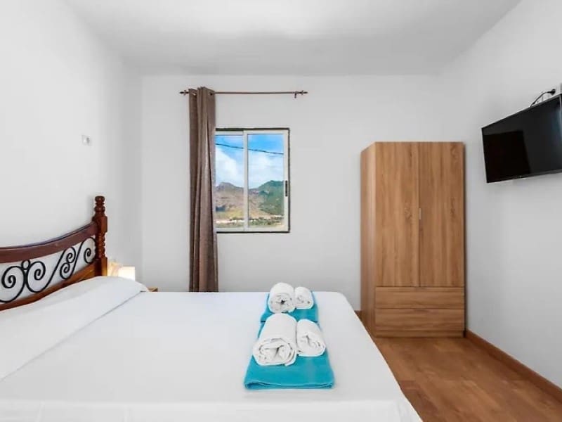 12 soveværelse Hotel til salg i Santiago del Teide - € 990.000 (Ref: 8641366)