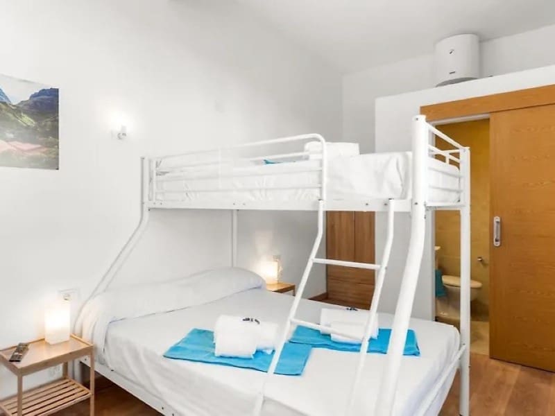 12 soveværelse Hotel til salg i Santiago del Teide - € 990.000 (Ref: 8641366)