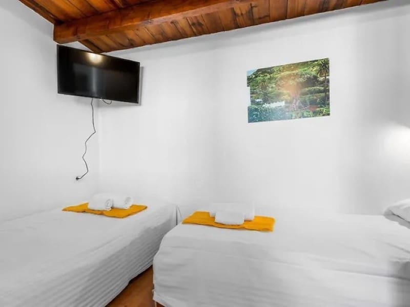 12 soveværelse Hotel til salg i Santiago del Teide - € 990.000 (Ref: 8641366)