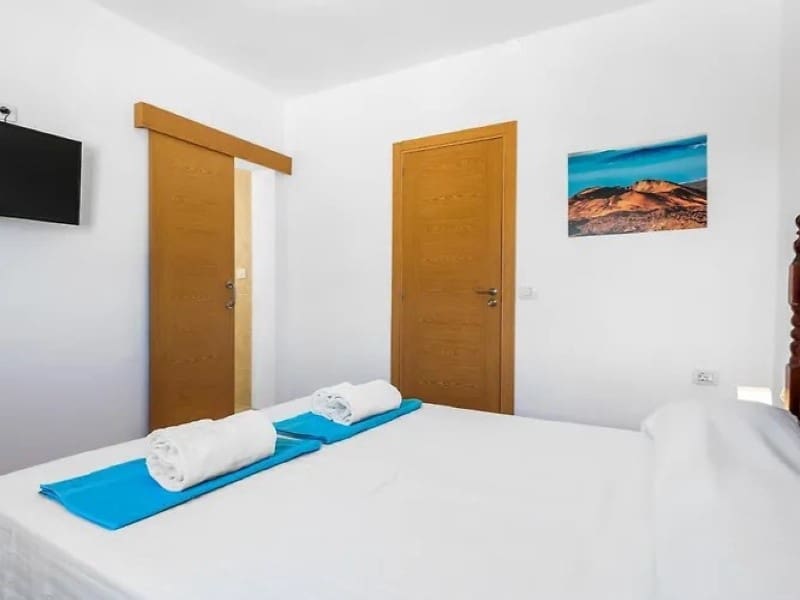12 soveværelse Hotel til salg i Santiago del Teide - € 990.000 (Ref: 8641366)