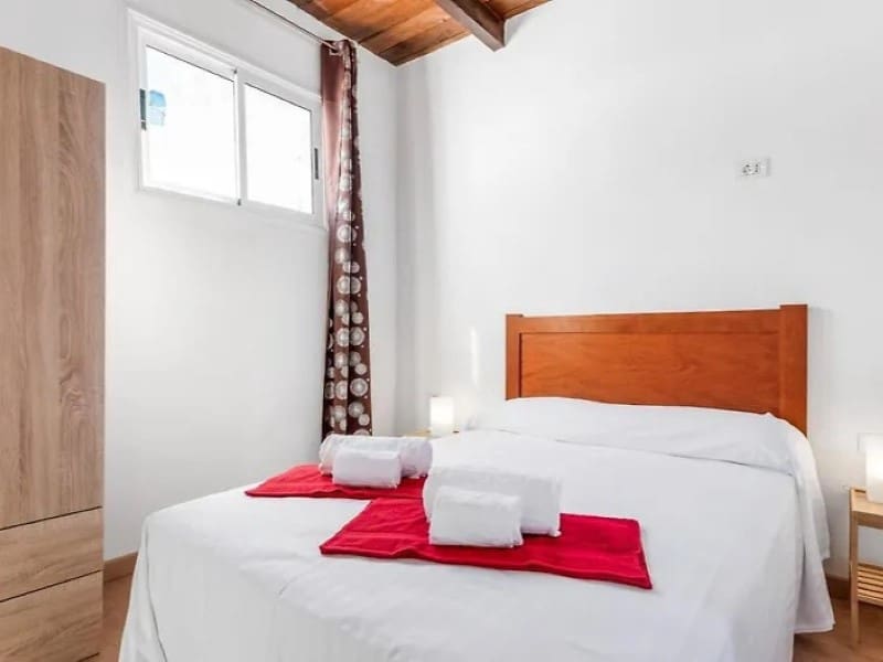 12 soveværelse Hotel til salg i Santiago del Teide - € 990.000 (Ref: 8641366)