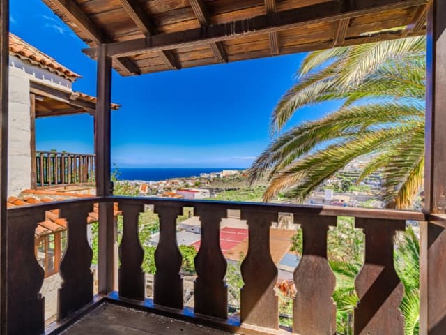 10 soverom Villa til salgs i Icod de los Vinos - € 559 000 (Ref: 8988796)