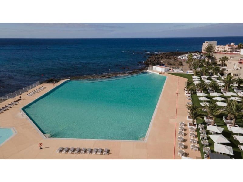 3 bedroom Apartment for sale in Arona - € 459,000 (Ref: 9021019)