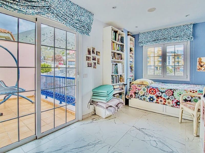 4 soveværelse Villa til salg i Guia de Isora - € 720.000 (Ref: 9134484)