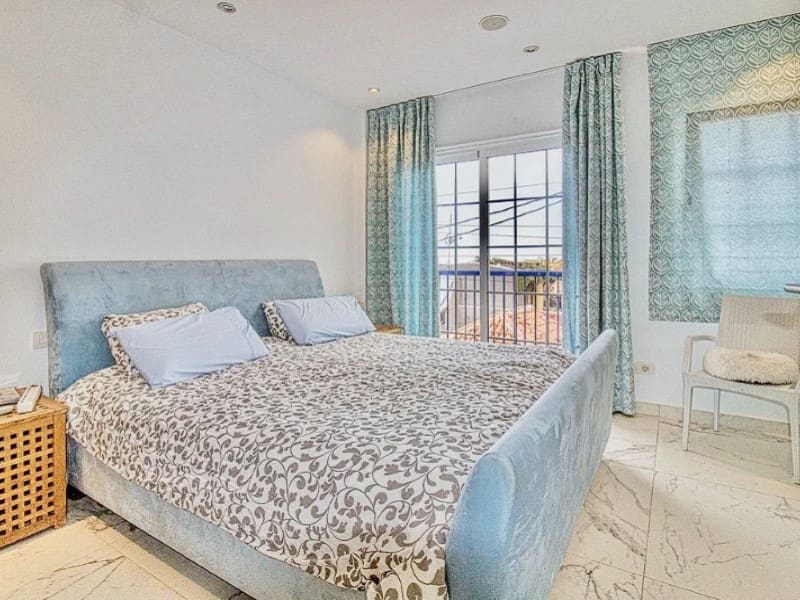 4 soveværelse Villa til salg i Guia de Isora - € 720.000 (Ref: 9134484)