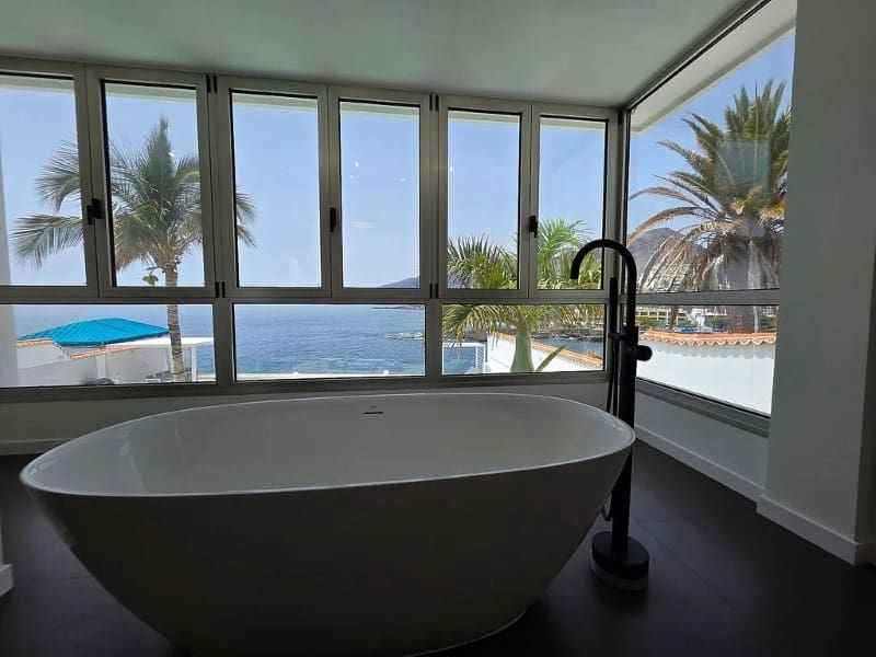 6 slaapkamer Villa te koop in Puerto Santiago - € 4.998.000 (Ref: 9194021)