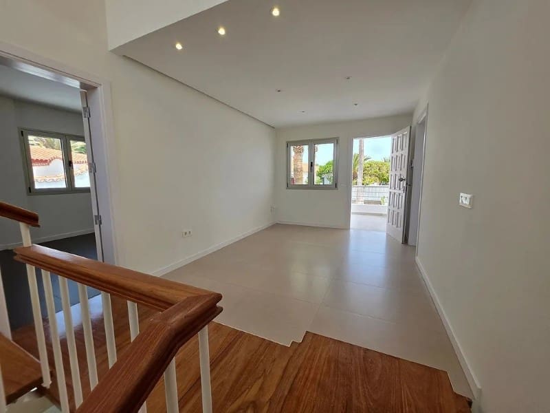 6 slaapkamer Villa te koop in Puerto Santiago - € 4.998.000 (Ref: 9194021)