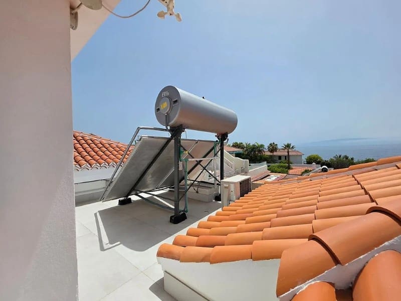 6 slaapkamer Villa te koop in Puerto Santiago - € 4.998.000 (Ref: 9194021)