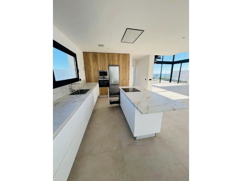 4 soveværelse Villa til salg i Puerto de la Cruz - € 1.600.000 (Ref: 9196179)