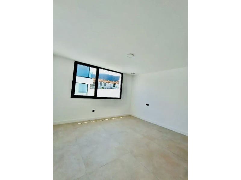 4 soveværelse Villa til salg i Puerto de la Cruz - € 1.600.000 (Ref: 9196179)