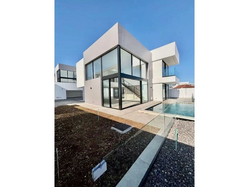 4 soveværelse Villa til salg i Puerto de la Cruz - € 1.600.000 (Ref: 9196179)