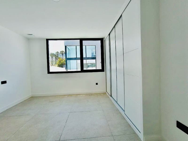 4 soveværelse Villa til salg i Puerto de la Cruz - € 1.600.000 (Ref: 9196179)