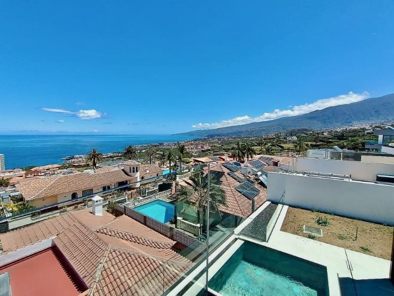 4 soveværelse Villa til salg i Puerto de la Cruz - € 1.600.000 (Ref: 9196179)