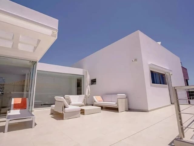 4 makuuhuone Huvila myytävänä paikassa Playa San Juan, Guía de Isora - 2 500 000 € (Ref: 9204840)