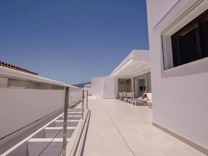 4 makuuhuone Huvila myytävänä paikassa Playa San Juan - 2 500 000 € (Ref: 9204840)