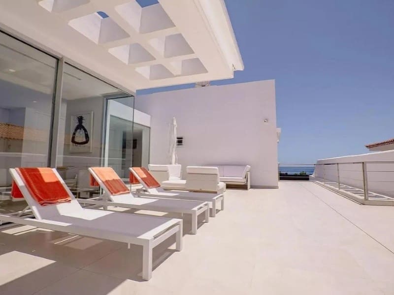 4 makuuhuone Huvila myytävänä paikassa Playa San Juan - 2 500 000 € (Ref: 9204840)