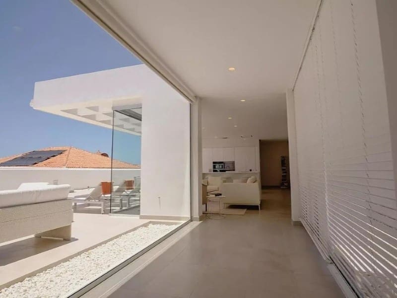 4 makuuhuone Huvila myytävänä paikassa Playa San Juan - 2 500 000 € (Ref: 9204840)