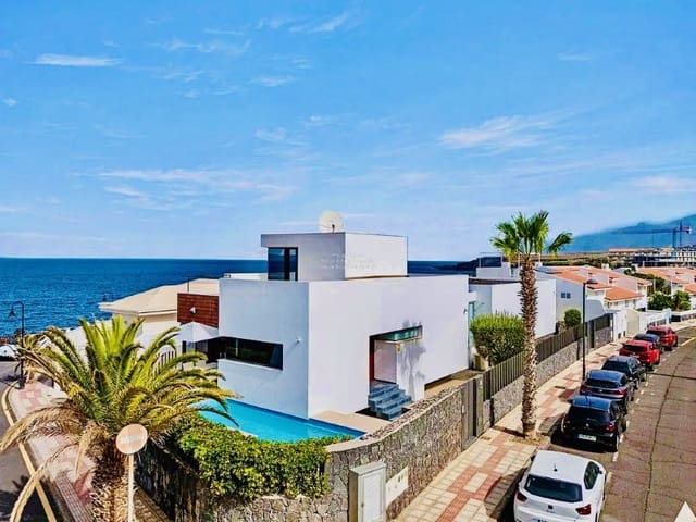 4 makuuhuone Huvila myytävänä paikassa Playa San Juan, Guía de Isora - 2 500 000 € (Ref: 9204840)