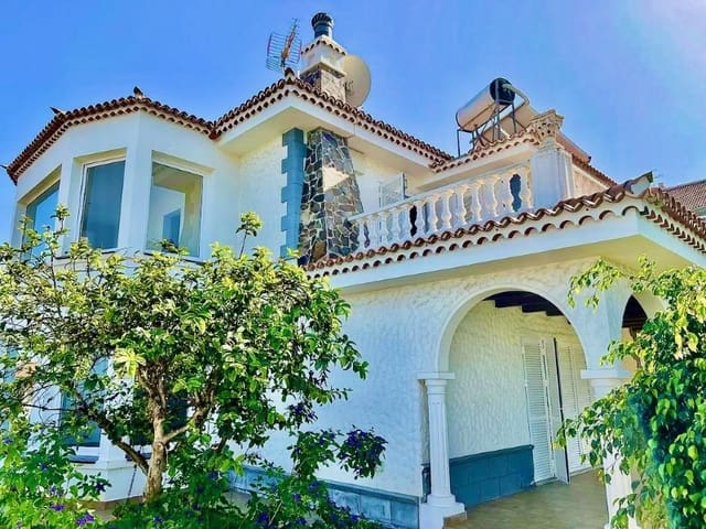 3 sovrum Villa till salu i La Orotava - 900 000 € (Ref: 9269768)