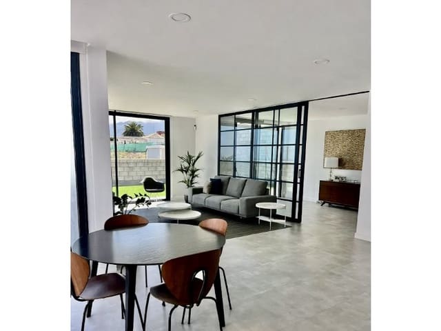 4 sovrum Villa till salu i Los Realejos - 695 000 € (Ref: 9269770)