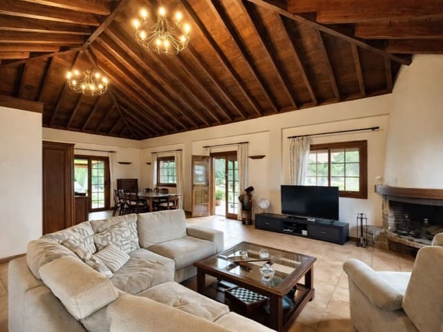 5 bedroom Villa for sale in La Orotava - € 995,000 (Ref: 9269772)