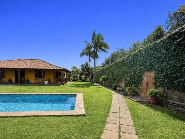 5 bedroom Villa for sale in La Orotava - € 995,000 (Ref: 9269772)