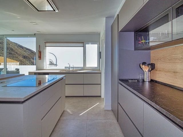 5 soveværelse Villa til salg i Araya, Candelaria - € 840.000 (Ref: 9282443)