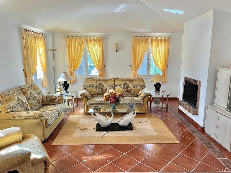 6 quarto Moradia para venda em Tabaiba - 825 000 € (Ref: 9282445)