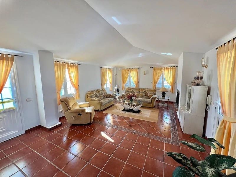 6 quarto Moradia para venda em Tabaiba - 825 000 € (Ref: 9282445)