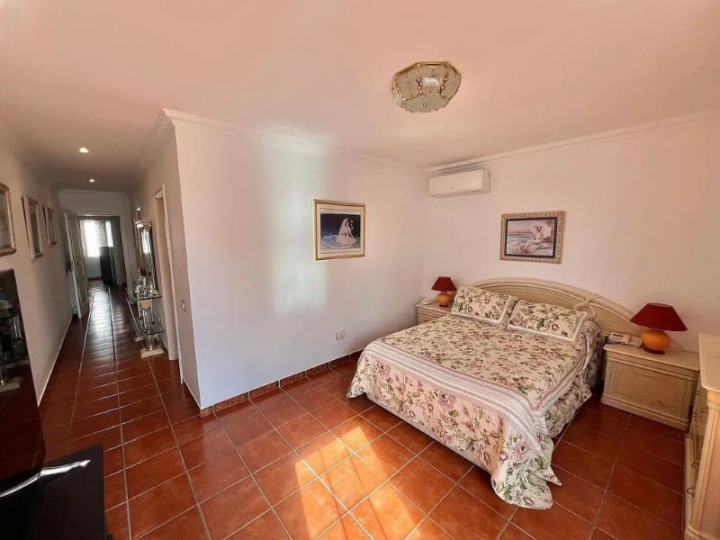 6 quarto Moradia para venda em Tabaiba - 825 000 € (Ref: 9282445)