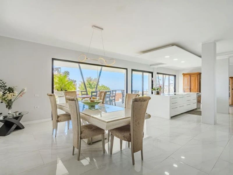 9 camera da letto Villa in vendita in La Camella - 880.000 € (Rif: 9308567)