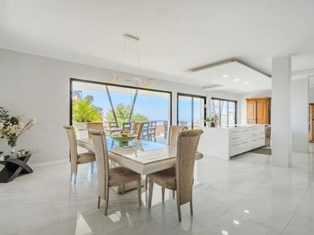 9 camera da letto Villa in vendita in La Camella, Arona - 880.000 € (Rif: 9308567)