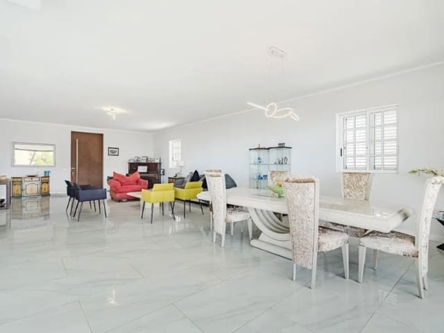 9 camera da letto Villa in vendita in La Camella, Arona - 880.000 € (Rif: 9308567)