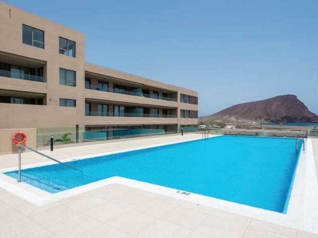 3 bedroom Apartment for sale in El Medano, Granadilla de Abona - € 880,000 (Ref: 9310768)