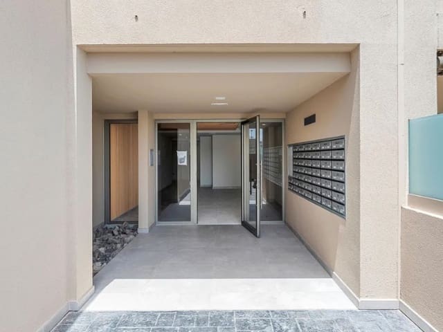 3 bedroom Apartment for sale in El Medano, Granadilla de Abona - € 880,000 (Ref: 9310768)