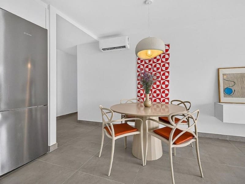 3 Zimmer Apartment zu verkaufen in El Medano mit Pool Garage - 590.000 € (Ref: 9310768)