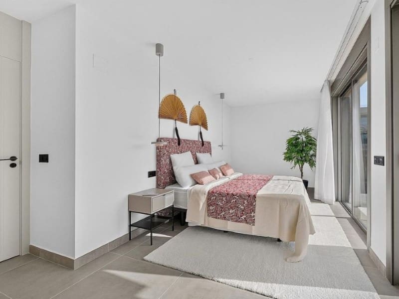 3 Zimmer Apartment zu verkaufen in El Medano mit Pool Garage - 590.000 € (Ref: 9310768)
