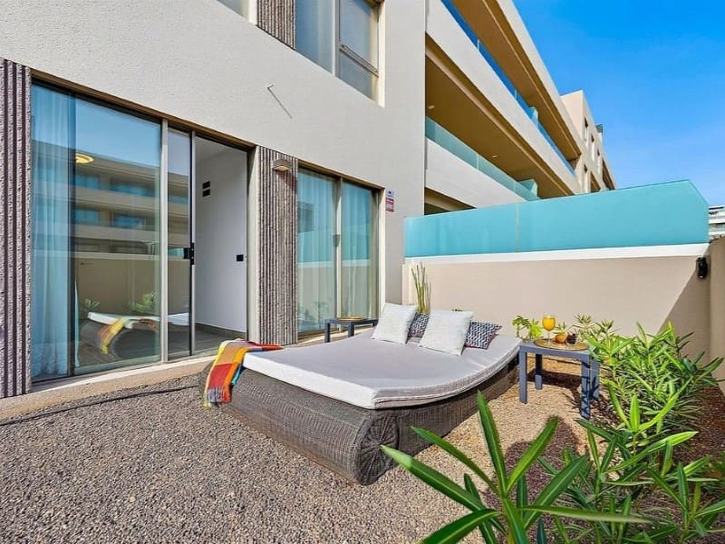 3 Zimmer Apartment zu verkaufen in El Medano mit Pool Garage - 590.000 € (Ref: 9310768)