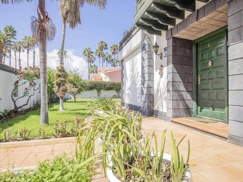 3 Zimmer Villa zu verkaufen in Puerto de la Cruz - 745.000 € (Ref: 9321742)