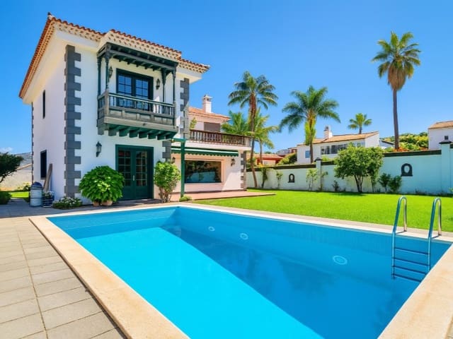 3 slaapkamer Villa te koop in Puerto de la Cruz - € 745.000 (Ref: 9321742)