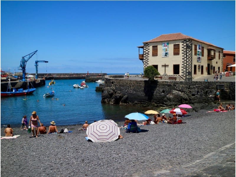 38 bedroom Hotel for sale in Puerto de la Cruz - € 3,900,000 (Ref: 9321743)