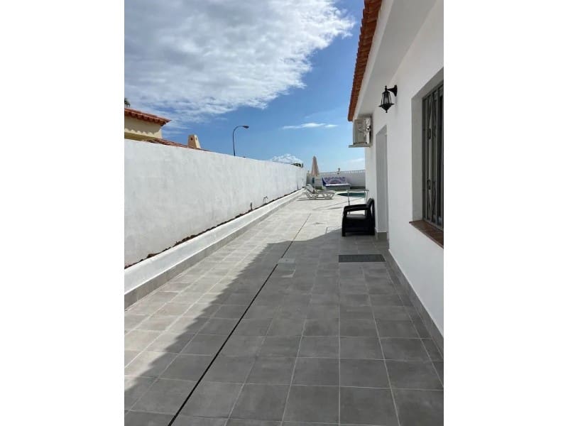 3 soverom Villa til salgs i Adeje - € 730 000 (Ref: 9326696)