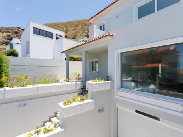 Villa til salgs i La Orotava - € 830 000 (Ref: 9335500)